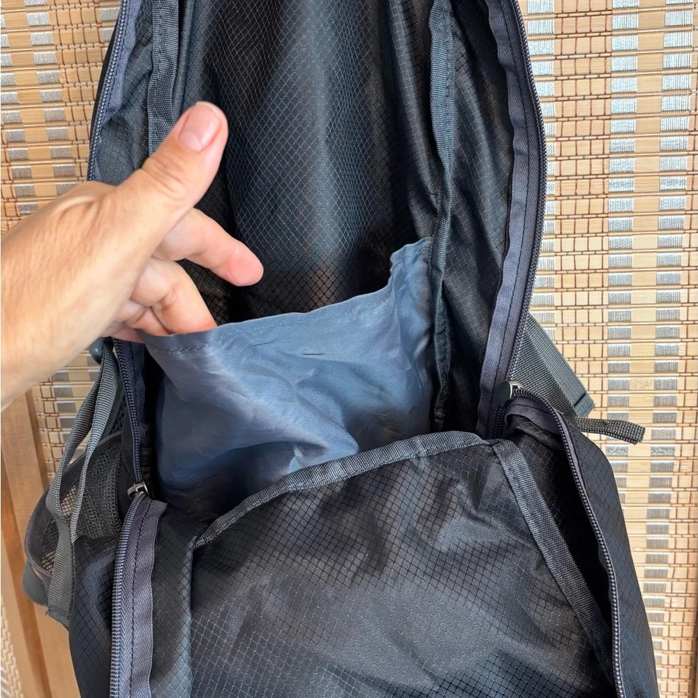 Dewin 35L foldable lightweight nylon backpack bag travel